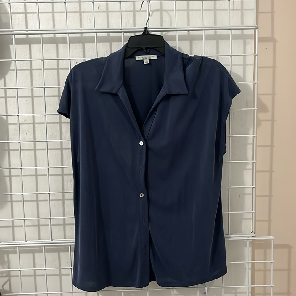 Women’s cap sleeve button up blouse